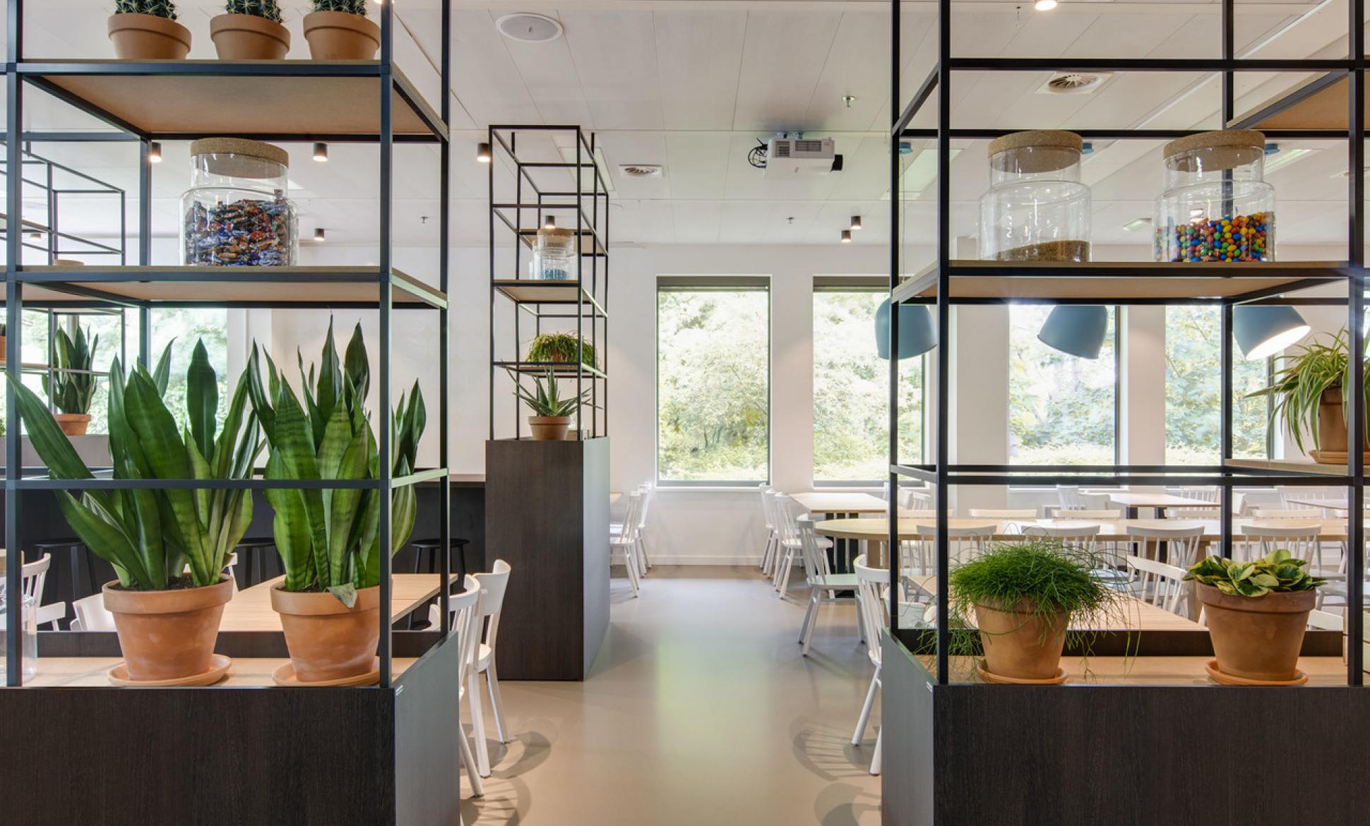 Mars Belgium Silverhouse Kantine Benjo